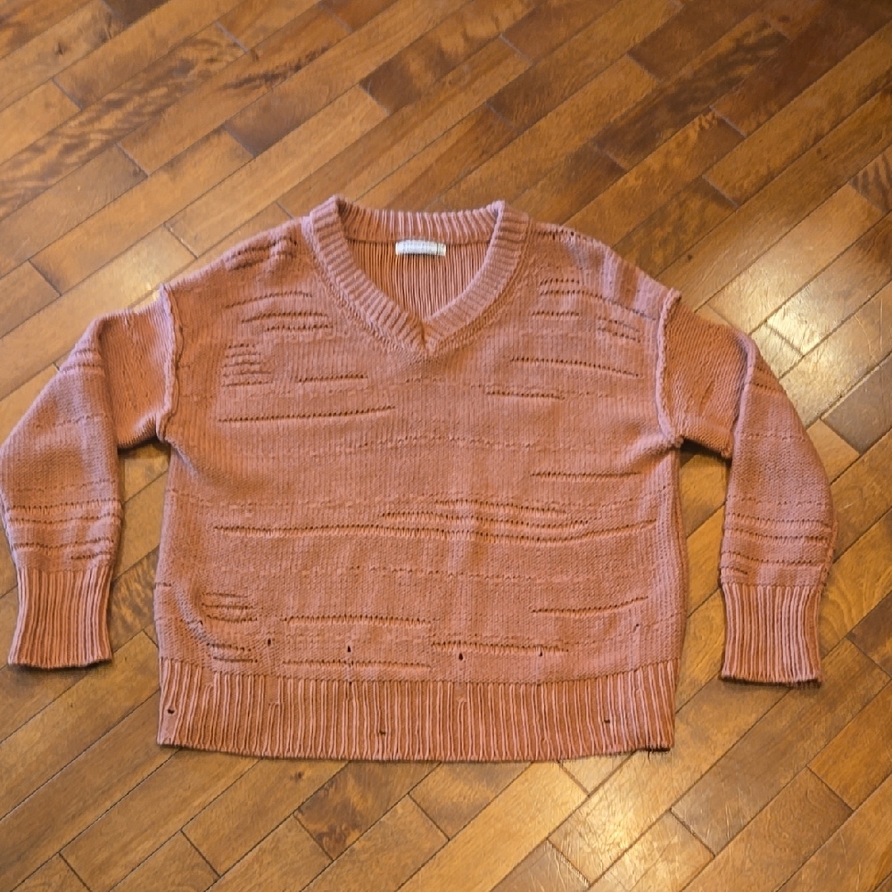 EUC Staccato Womens V Neck Sweater